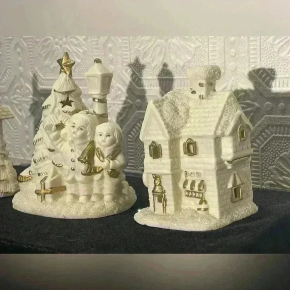 Vintage Porcelain Tealight Christmas Decor, White &  Gold, Holiday Christmas - Picture 2 of 12